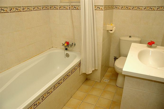 Imagen de la habitación del Hotel Vilarisi. Foto 7