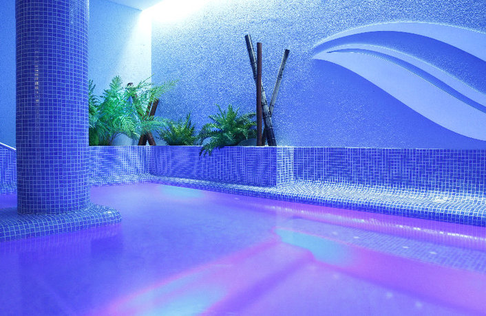 Imagen de la piscina del Hotel Vilassar. Foto 18