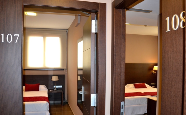 Imagen de la habitación del Hotel Vilassar. Foto 9