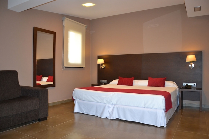 Imagen de la habitación del Hotel Vilassar. Foto 13