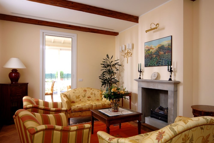 Imagen de los interiores del Hotel Villa Abbondanzi Resort. Foto 17