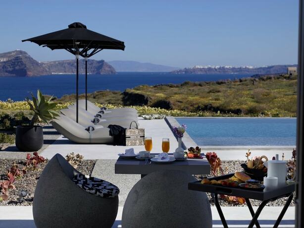 Imagen general del Hotel Villa Absolute Paradise Santorini. Foto 8