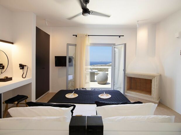 Imagen general del Hotel Villa Absolute Paradise Santorini. Foto 10