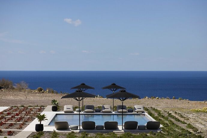 Imagen general del Hotel Villa Absolute Paradise Santorini. Foto 11