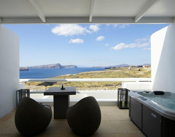 Imagen general del Hotel Villa Absolute Paradise Santorini. Foto 18