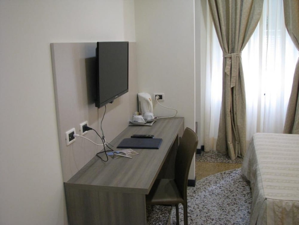 Imagen de la habitación del Hotel Villa Accini. Foto 5