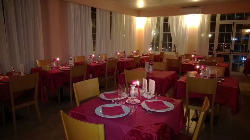 Imagen del bar/restaurante del Hotel Villa Adele, CELLE LIGURE. Foto 4