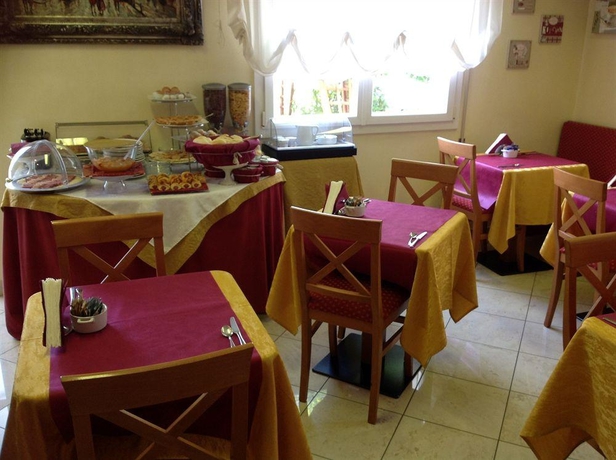 Imagen general del Hotel Villa Adele. Foto 2