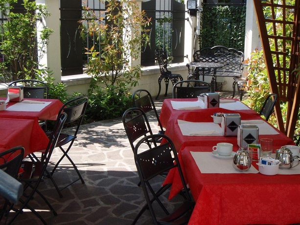 Imagen general del Hotel Villa Adele, Mestre. Foto 3