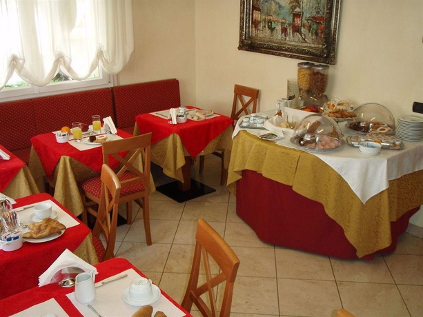 Imagen general del Hotel Villa Adele, Mestre. Foto 6