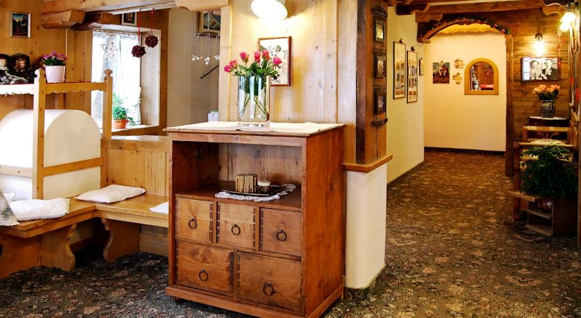 Imagen de los interiores del Hotel Villa Adria Bandb. Foto 5