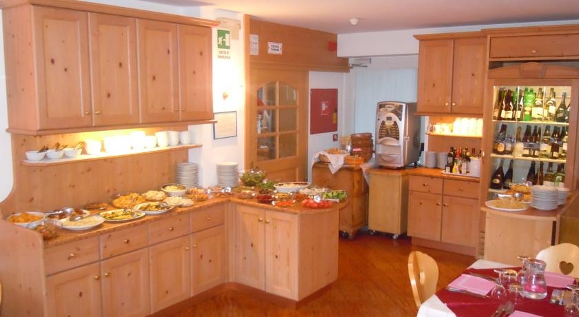 Imagen del bar/restaurante del Hotel Villa Adria Bandb. Foto 2