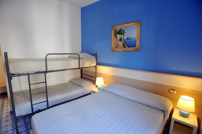 Imagen de la habitación del Hotel Villa Adriana Bandb. Foto 9