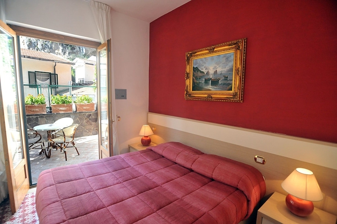 Imagen de la habitación del Hotel Villa Adriana Bandb. Foto 15