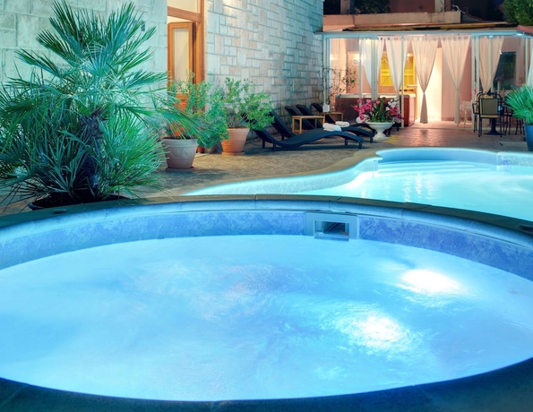 Imagen de la piscina del Hotel Villa Adriatica - Adults Only. Foto 19