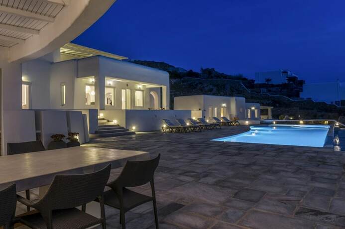 Imagen general del Hotel Villa Agatha With Private Pool Outdoor Jacuzzi. Foto 10