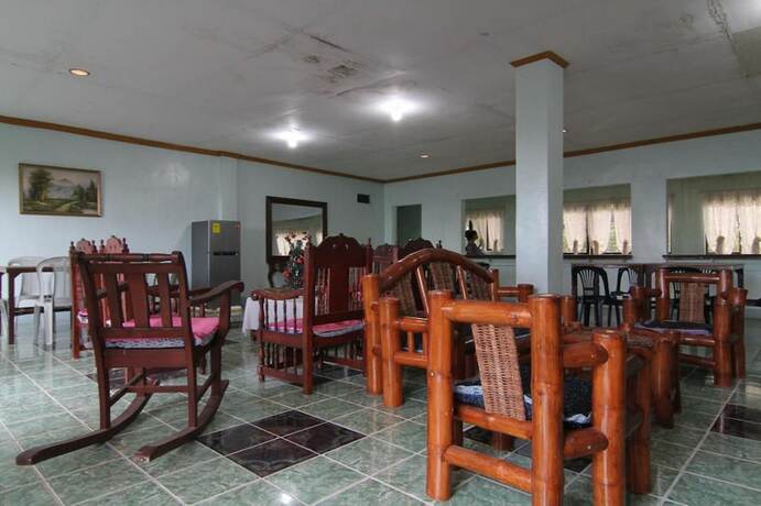 Imagen del bar/restaurante del Hotel Villa Agatona Garden Resort. Foto 8