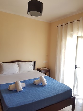 Imagen de la habitación del Hotel Villa Ago. Foto 13