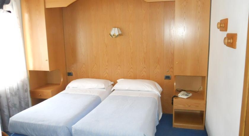 Imagen de la habitación del Hotel Villa Agomer. Foto 3