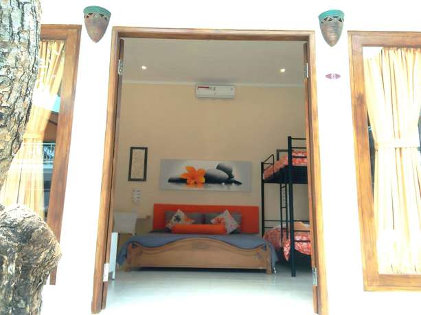Imagen de la habitación del Hotel Villa Agung Beach Inn. Foto 10