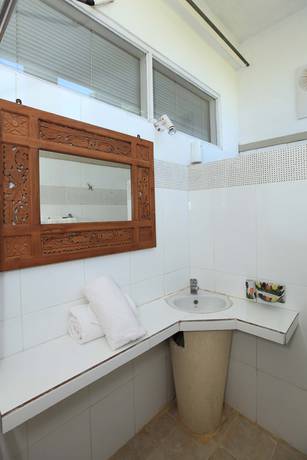 Imagen de la habitación del Hotel Villa Agung Beach Inn. Foto 16