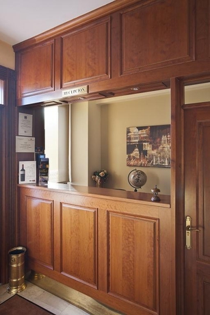 Imagen general del Hotel Villa Ajalvir. Foto 13