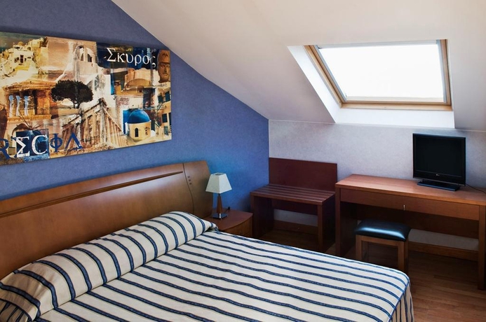 Imagen general del Hotel Villa Ajalvir. Foto 15