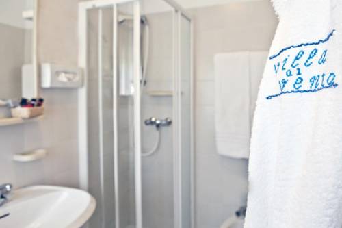 Imagen de la habitación del Hotel Villa Al Vento. Foto 13