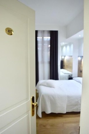 Imagen de la habitación del Hotel Villa Alba Boutique. Foto 8