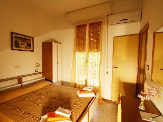 Imagen de la habitación del Hotel Villa Alberta. Foto 8
