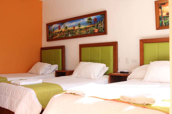 Imagen de la habitación del Hotel Villa Alegria. Foto 7