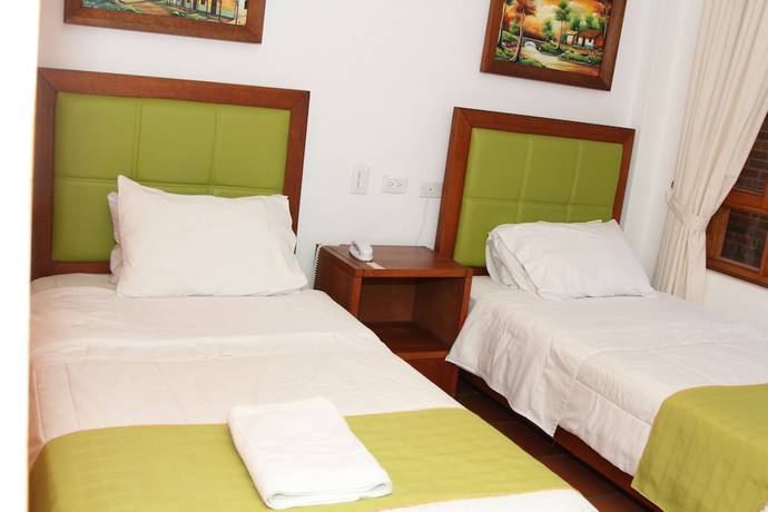 Imagen de la habitación del Hotel Villa Alegria. Foto 13