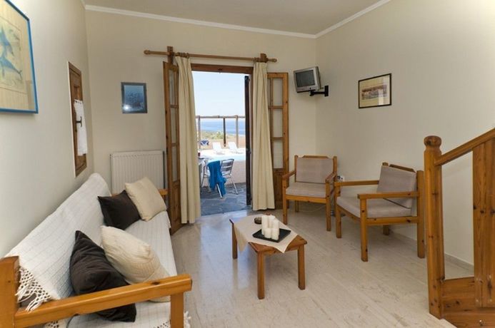 Imagen de la habitación del Hotel Villa Alexander. Foto 10