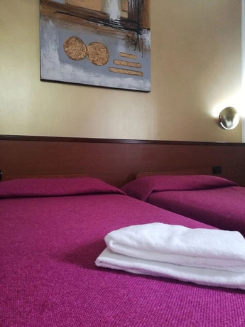 Imagen de la habitación del Hotel Villa Alighieri. Foto 3