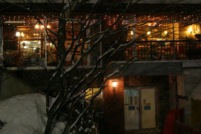 Imagen de los interiores del Hotel Villa Alpen. Foto 14