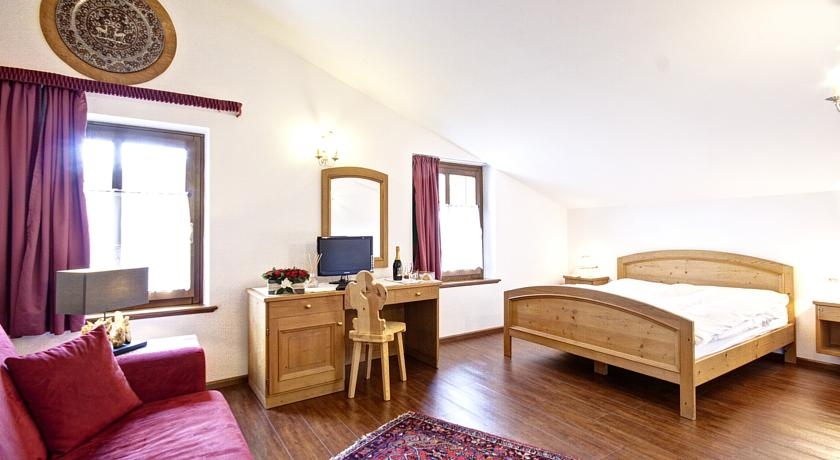 Imagen de la habitación del Hotel Villa Alpina. Foto 3