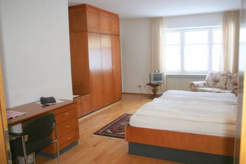 Imagen de la habitación del Hotel Villa Am Park, Bad T&ouml;lz. Foto 11