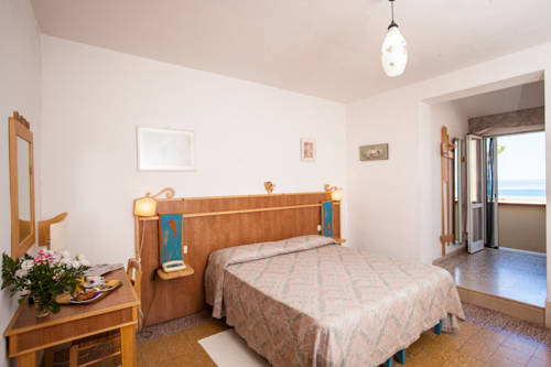 Imagen de la habitación del Hotel Villa Ambra, Giannella. Foto 3