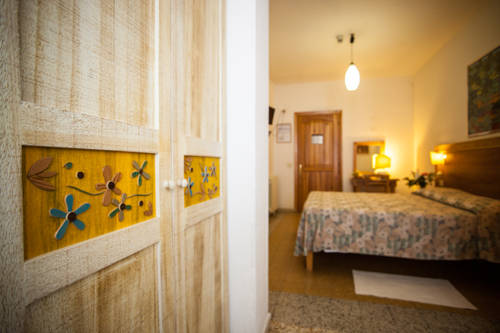 Imagen de la habitación del Hotel Villa Ambra, Giannella. Foto 15