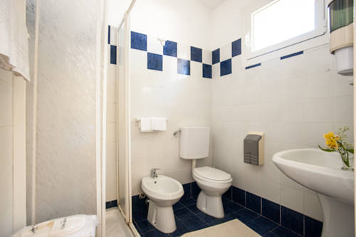 Imagen de la habitación del Hotel Villa Ambra, Giannella. Foto 16