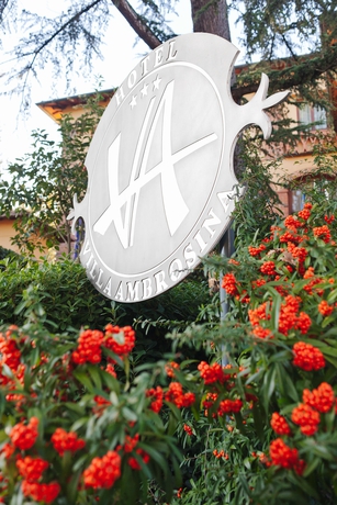 Imagen de los exteriores del Hotel Villa Ambrosina. Foto 12