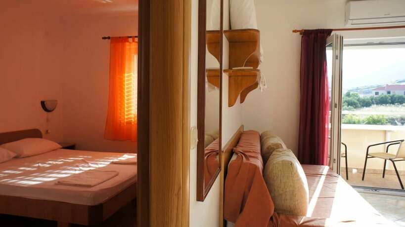 Imagen de la habitación del Hotel Villa Ana, Bol. Foto 21