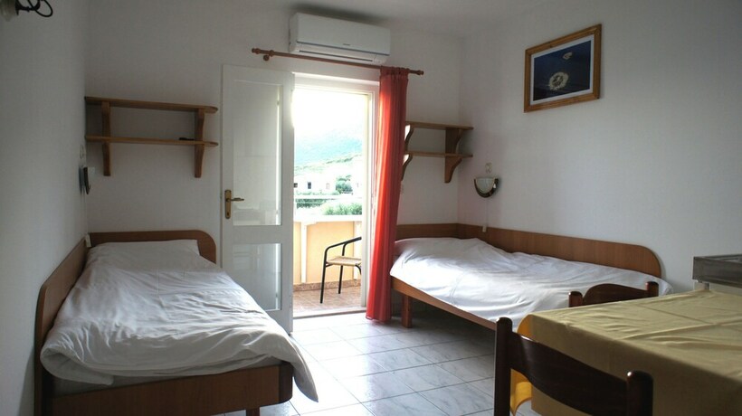 Imagen de la habitación del Hotel Villa Ana, Bol. Foto 33
