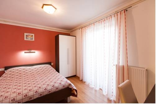 Imagen general del Hotel Villa Ana, Krk. Foto 6