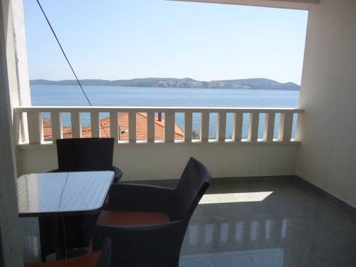 Imagen general del Hotel Villa Ana, Seget Donji. Foto 3