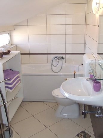 Imagen de la habitación del Hotel Villa Ana, Zadar. Foto 4