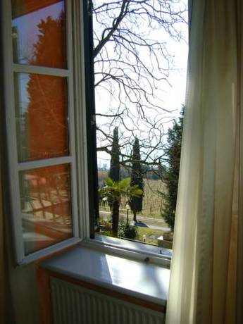 Imagen de la habitación del Hotel Villa Andor. Foto 3