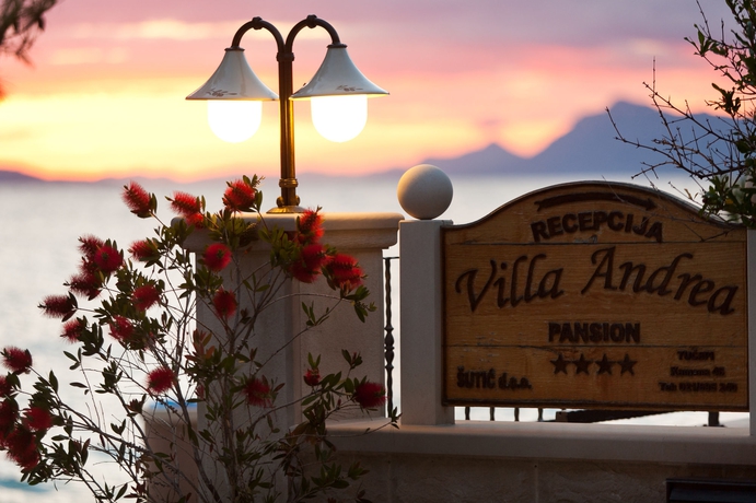 Imagen de los exteriores del Hotel Villa Andrea. Foto 10