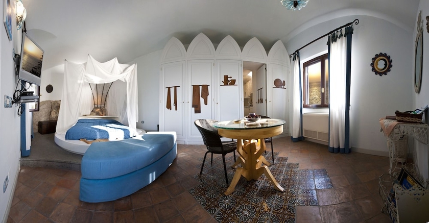 Imagen de la habitación del Hotel Villa Angelina, Massa Lubrense. Foto 17