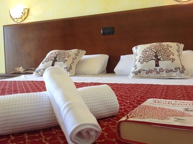 Imagen de la habitación del Hotel Villa Aniana. Foto 7
